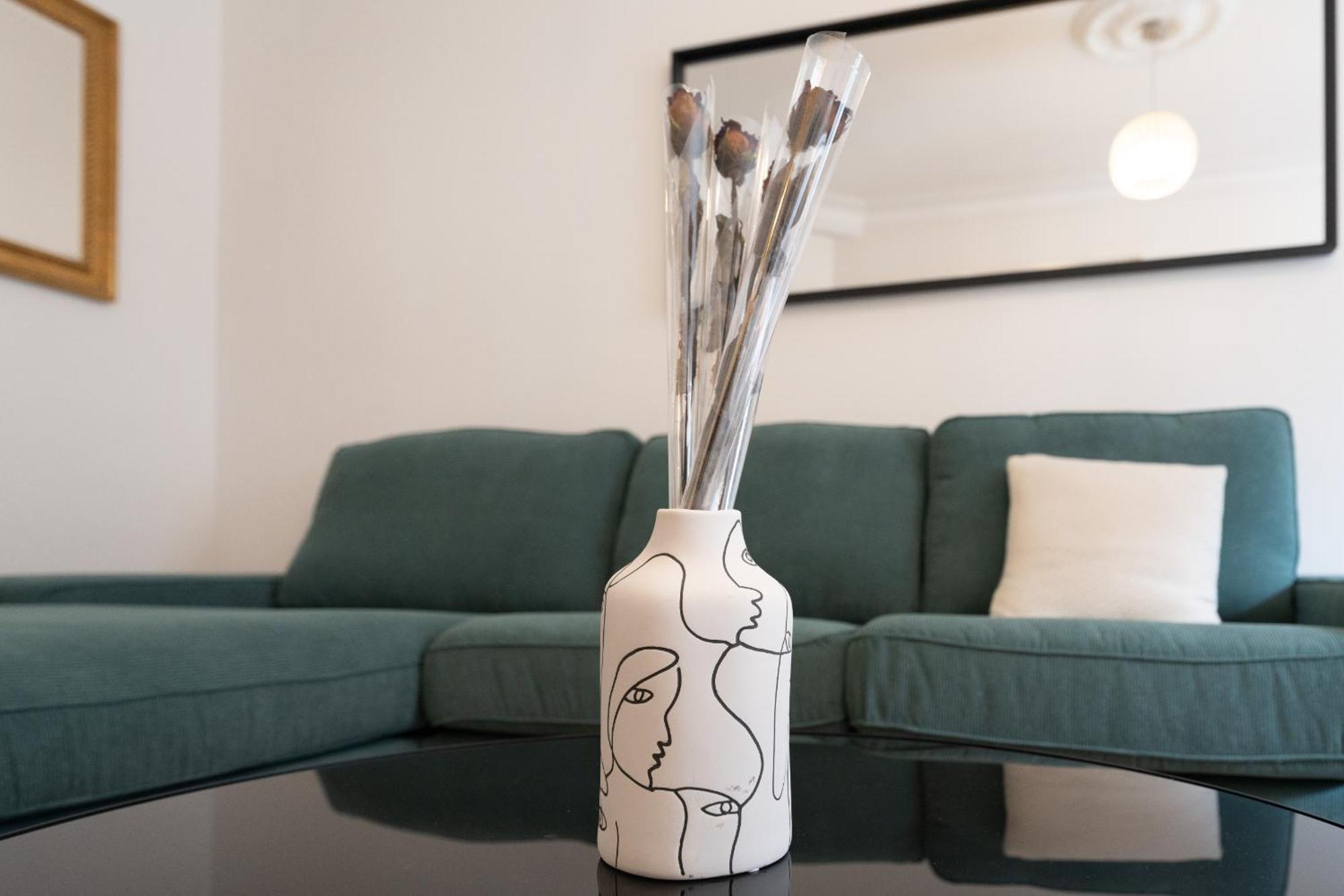 Appartement De Luxe Champs Elysees Neuf باريس المظهر الخارجي الصورة